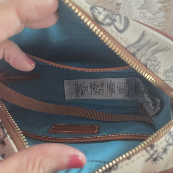 Dooney & Bourke Black and White Crossbody Bag - Picture 3 of 3